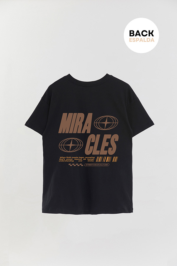 REMERA OVER ESTAMPADA UNISEX ESPALDA MIRACLES