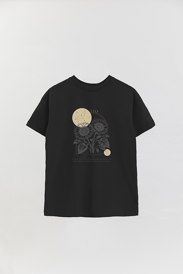 REMERA OVER ESTAMPADA ZODIAC LEO