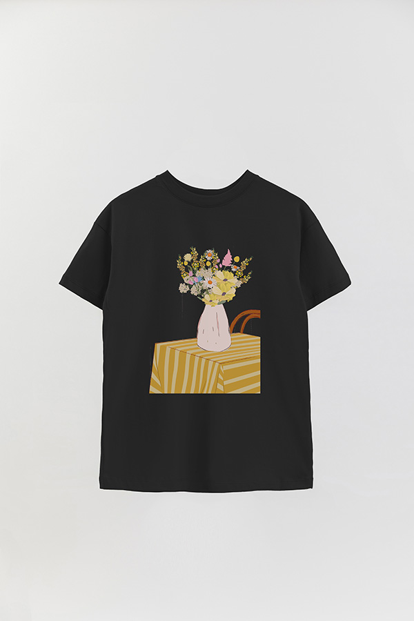 REMERA OVER ESTAMPADA MAXI PINK SPRING IS IN THE AIR