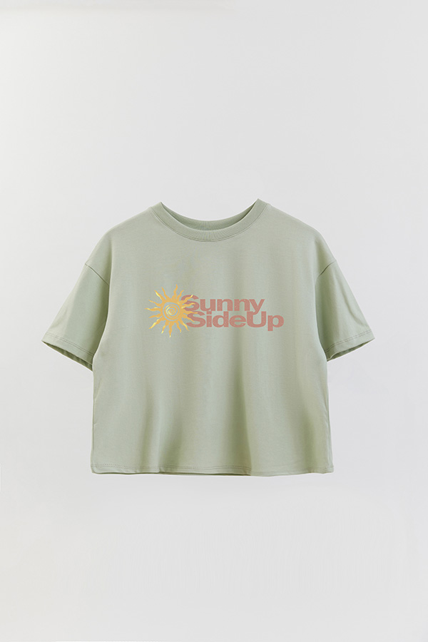 REMERA CROP ESTAMPADA SUNNY SIDE UP