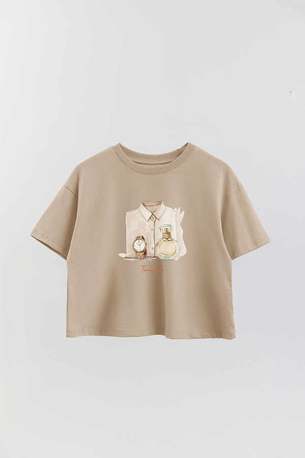 REMERA CROP ESTAMPADA COASTAL TIMELESS