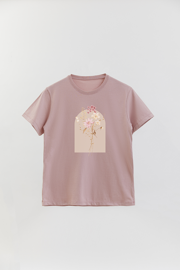 REMERA BASICA ESTAMPADA FLORAL ARCH 2REMERA BASICA ESTAMPADA PEONIES