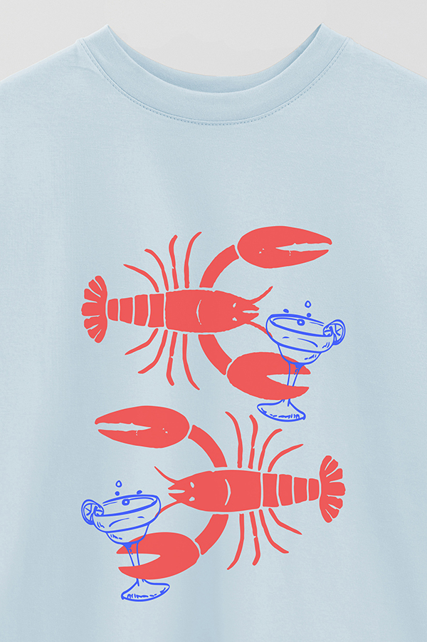 REMERA OVER ESTAMPADA LOBSTERS AND MARTINI