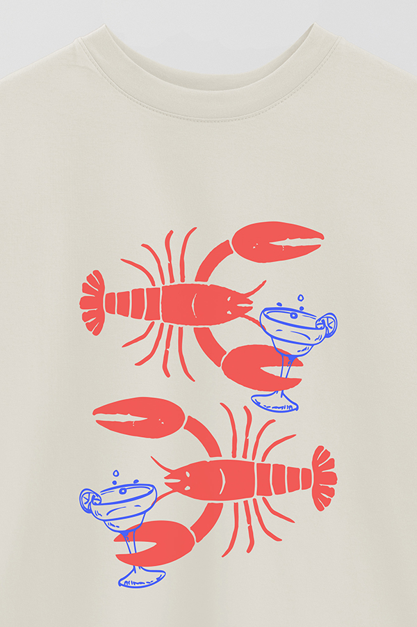 REMERA OVER ESTAMPADA LOBSTERS AND MARTINI