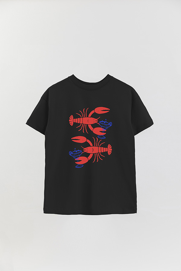 REMERA OVER ESTAMPADA LOBSTERS AND MARTINI