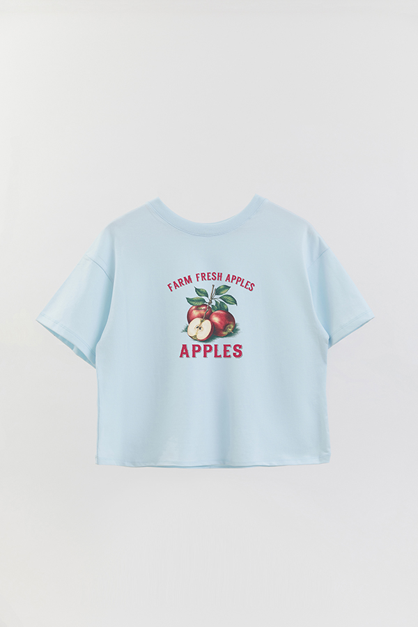 REMERA CROP ESTAMPADA HARVEST FRESH APPLES