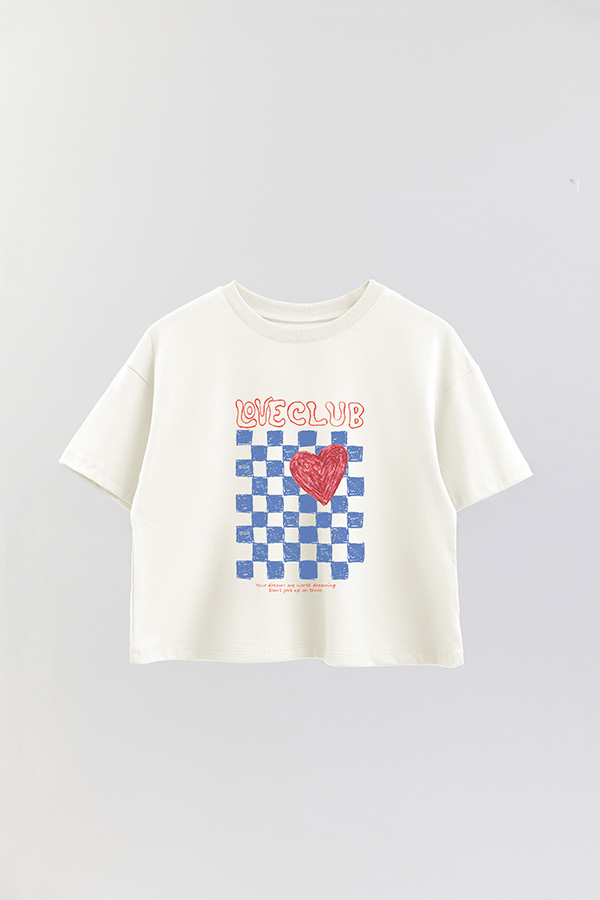 REMERA CROP ESTAMPADA LOVE CLUB