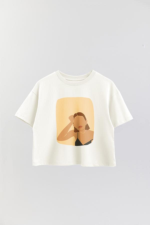REMERA CROP ESTAMPADA ART 28