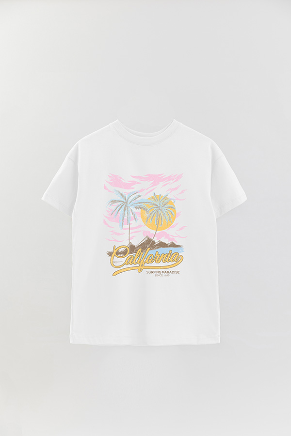 REMERA OVER ESTAMPADA CALIFORNIA SURFING PARADISE
