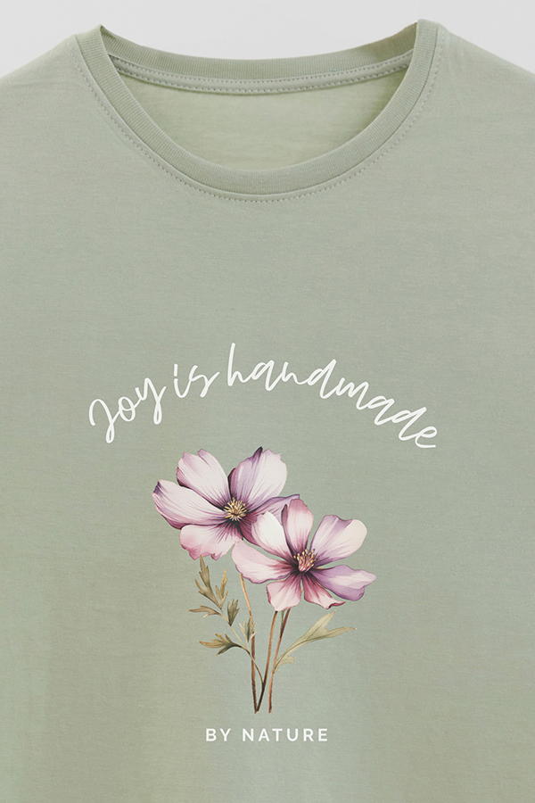 REMERA BASICA ESTAMPADA JOY IS HANDMADE
