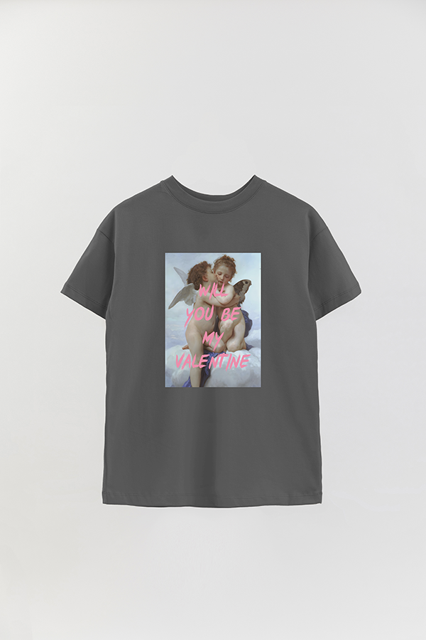 REMERA OVER ESTAMPADA ART COLLECTION 84 WILL YOU BE MY VALENTINE