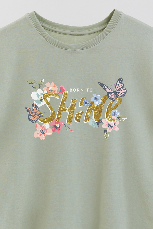 REMERA GIRL OVER BORN TO SHINE