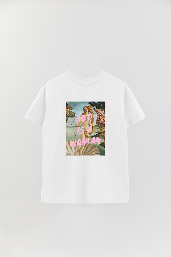 REMERA OVER ESTAMPADA ART COLLECTION 103 GOD IS A WOMAN