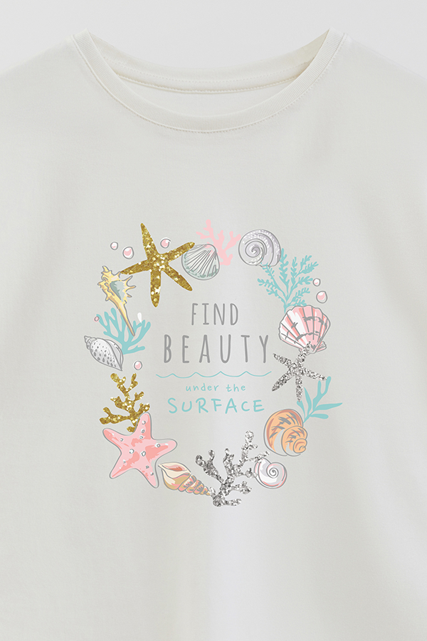 REMERA GIRL OVER FIND BEAUTY