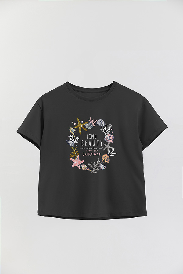 REMERA GIRL OVER FIND BEAUTY