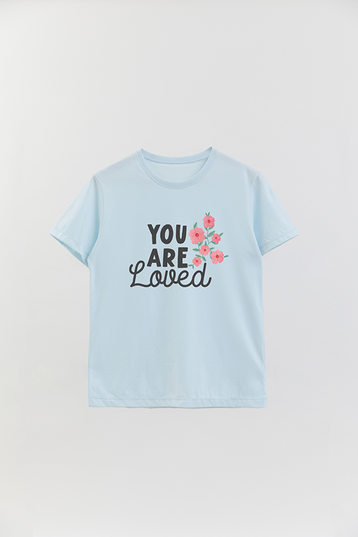 REMERA BASICA ESTAMPADA FLO YOU ARE LOVED