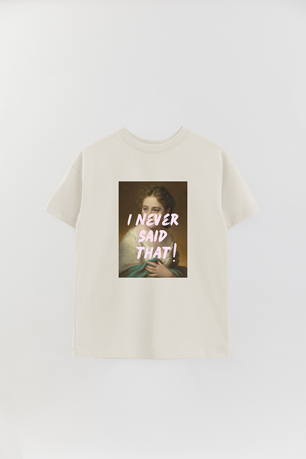 REMERA OVER ESTAMPADA ART COLLECTION 72 I NEVER SAID THAT