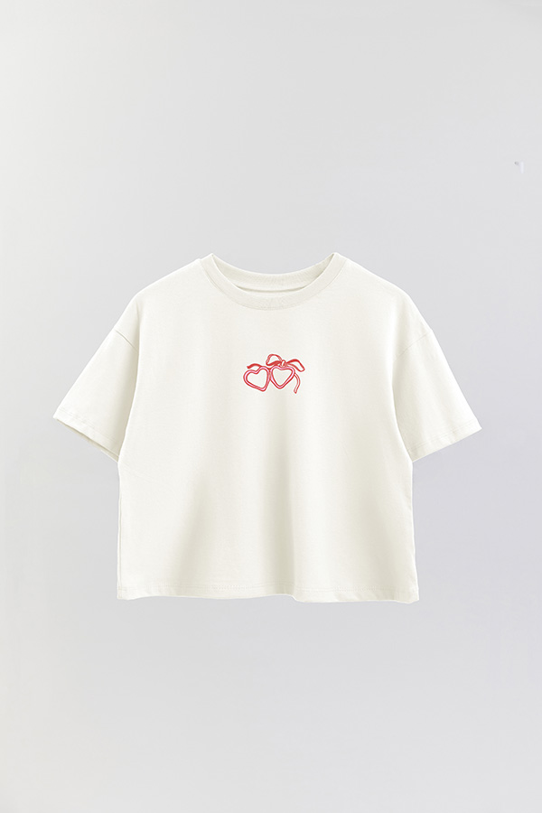 REMERA CROP ESTAMPADA VALENTINE CHARM 1