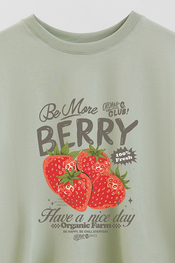 REMERA CROP ESTAMPADA BE MORE BERRY