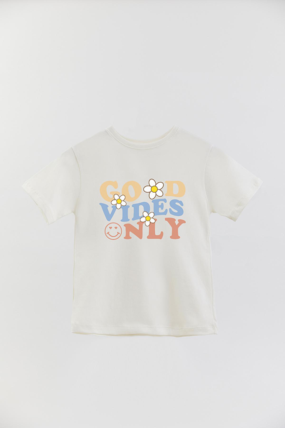 REMERA BASIC GIRL RT DAISY GOOD VIBES ONLY
