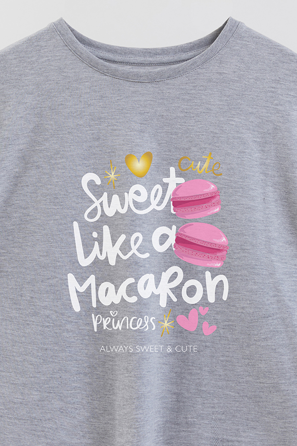 REMERA GIRL OVER MACAROON