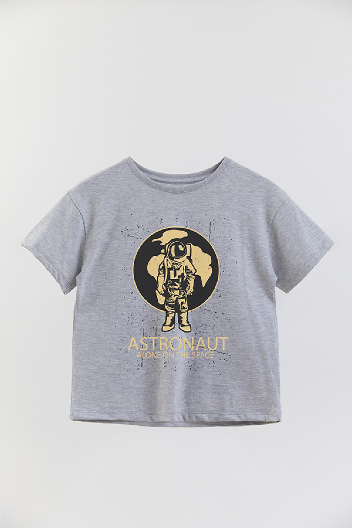 REMERA BOY GR OVER ALONE IN THE SPACE