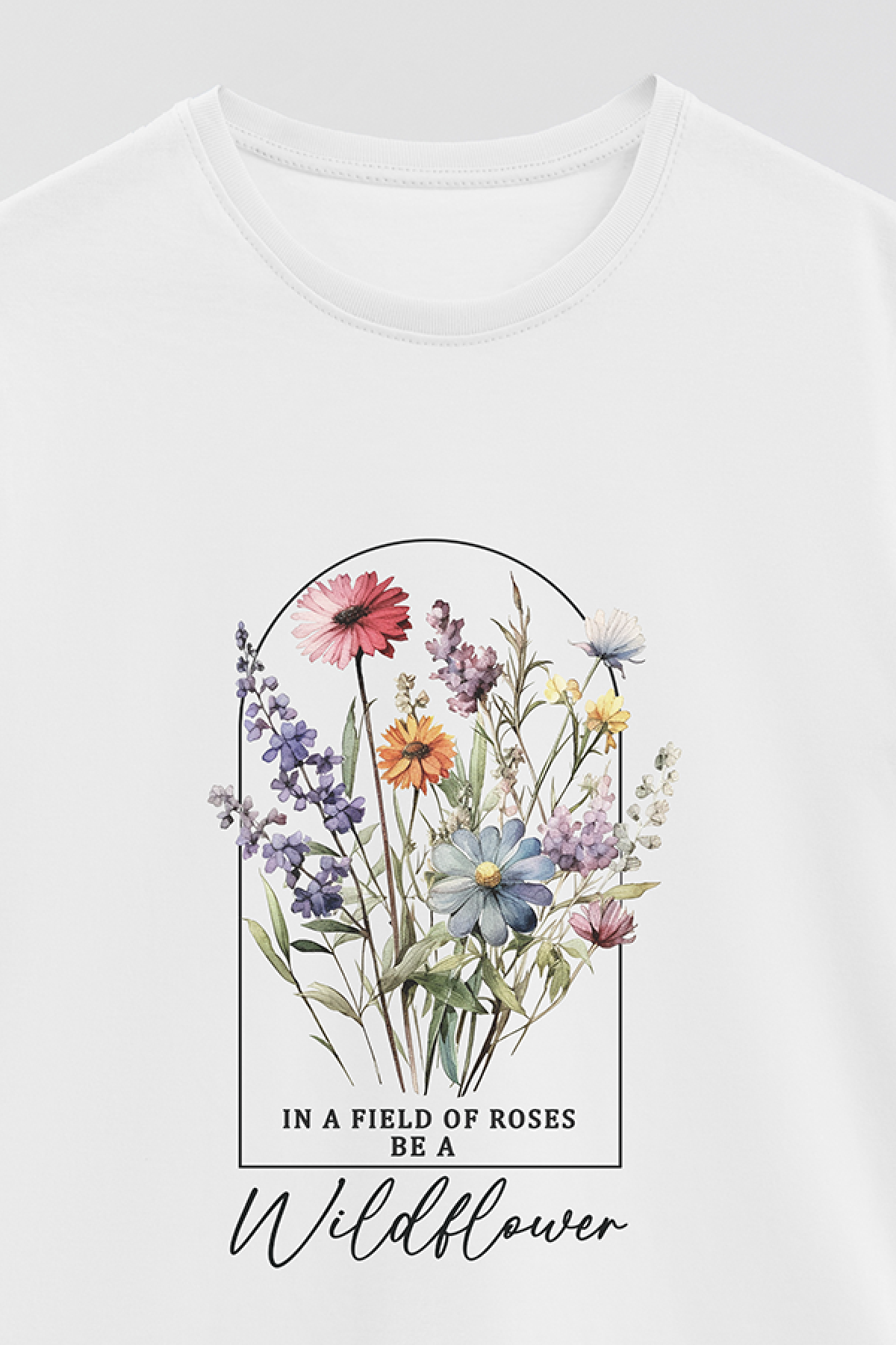 REMERA BASICA ESTAMPADA FLO2 IN A FIELD OF ROSES