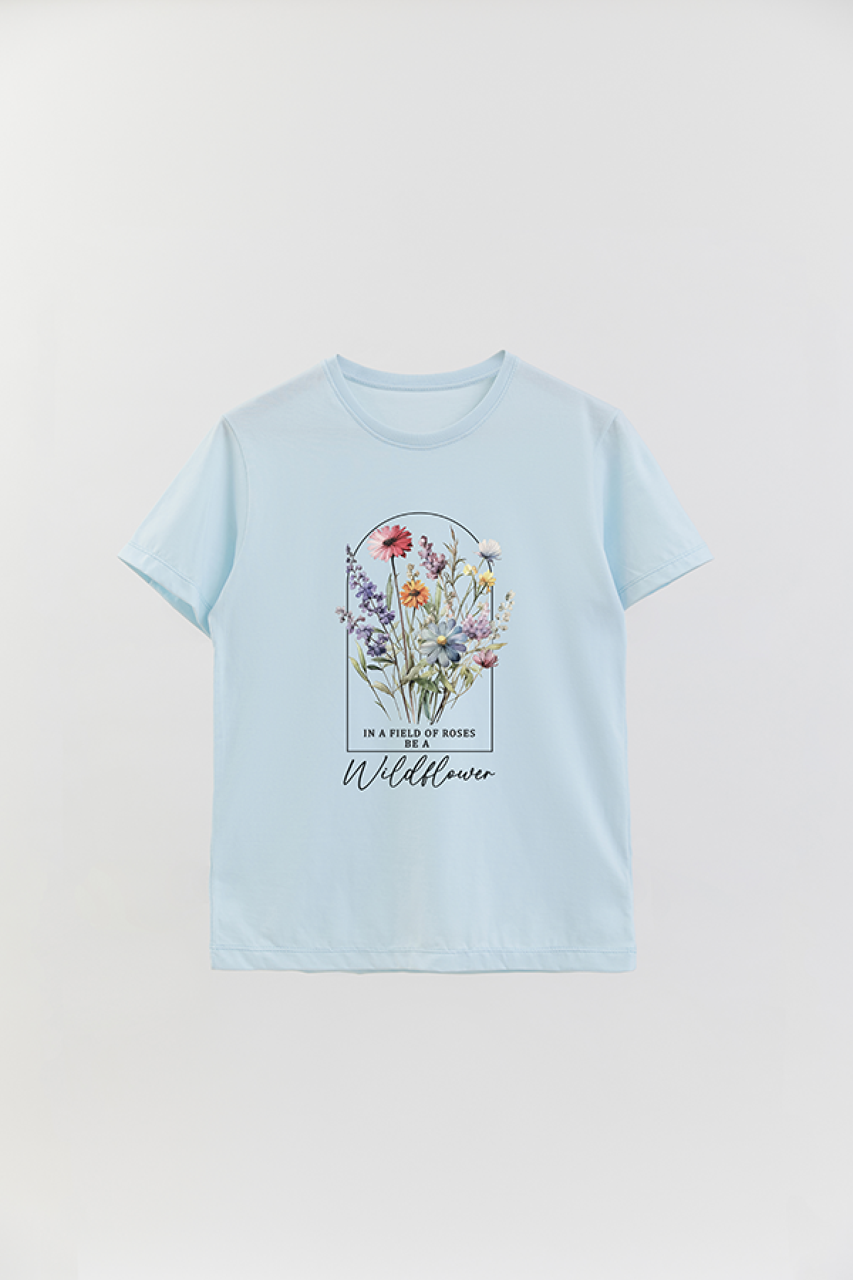 REMERA BASICA ESTAMPADA FLO2 IN A FIELD OF ROSES