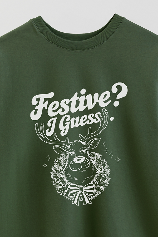 REMERA OVERSIZE ESTAMPADA SARCASTIC XMAS FESTIVE I GUESS