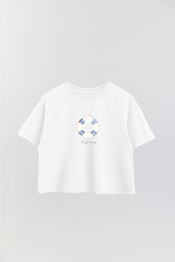 REMERA CROP ESTAMPADA COASTAL DRIFT AWAY