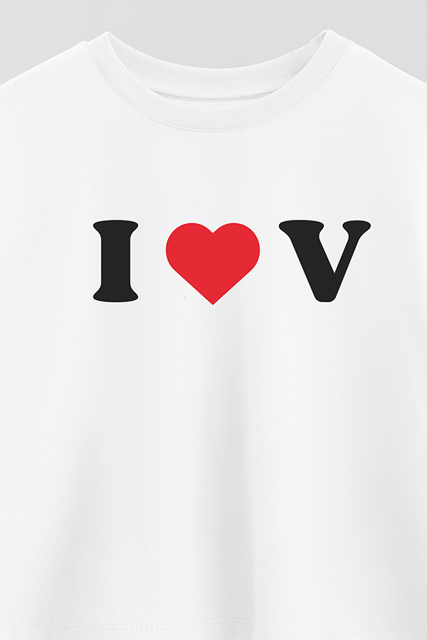 REMERA CROP ESTAMPADA BTS I ♥ V