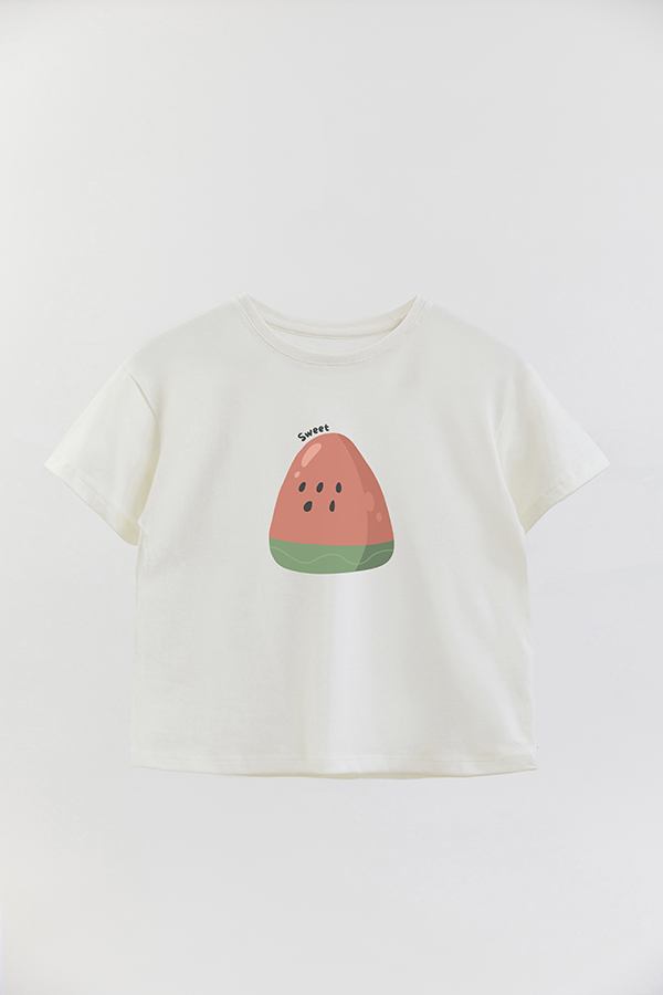 REMERA GIRL OVER FRUIT SWEET
