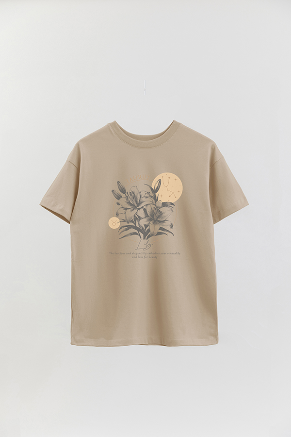 REMERA OVER ESTAMPADA ZODIAC TAURUS