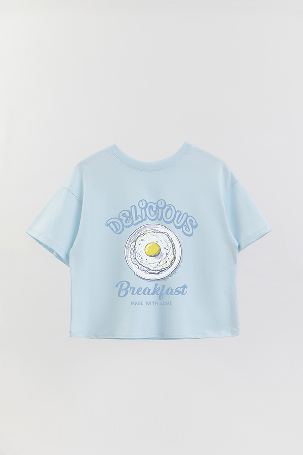 REMERA CROP ESTAMPADA DELICIOUS