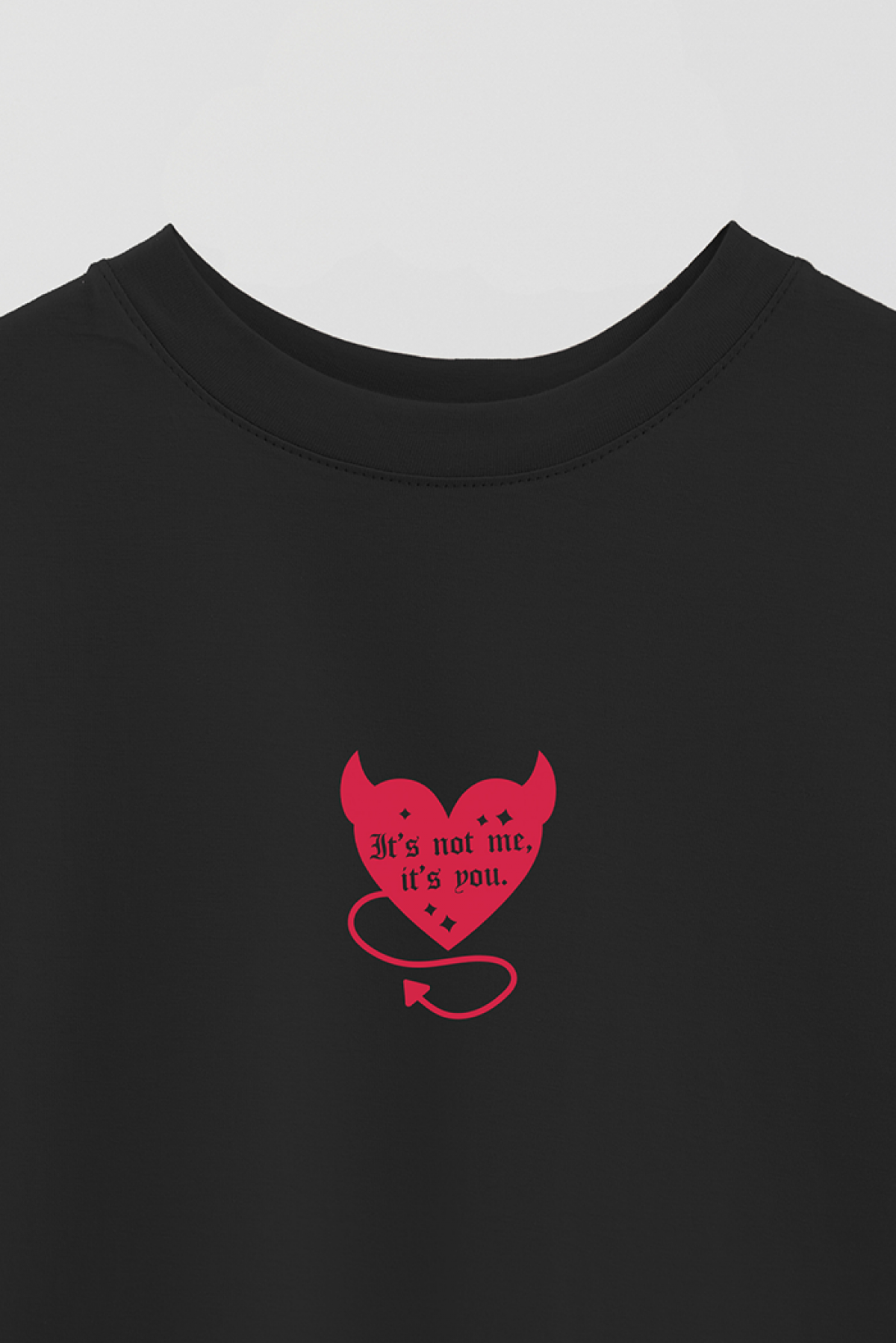 REMERA OVER ESTAMPADA WCV IT'S NOT ME IT'S YOU
