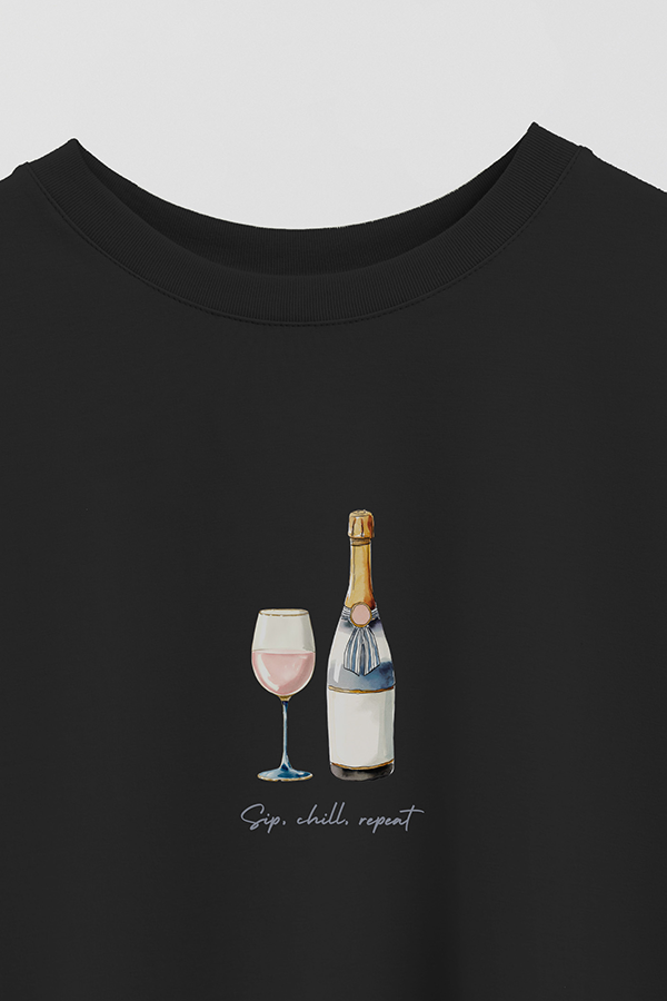 REMERA CROP ESTAMPADA COASTAL SIP CHILL REPEAT