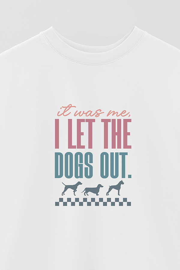 REMERA OVER ESTAMPADA DOG I LET THE DOGS OUT