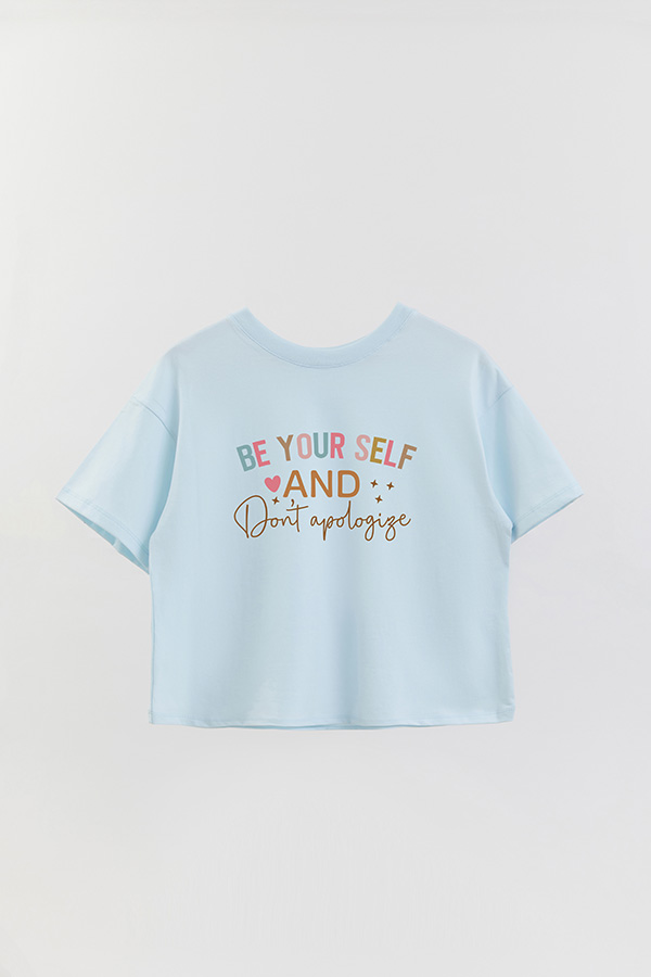 REMERA CROP ESTAMPADA CLR BE YOUR SELF