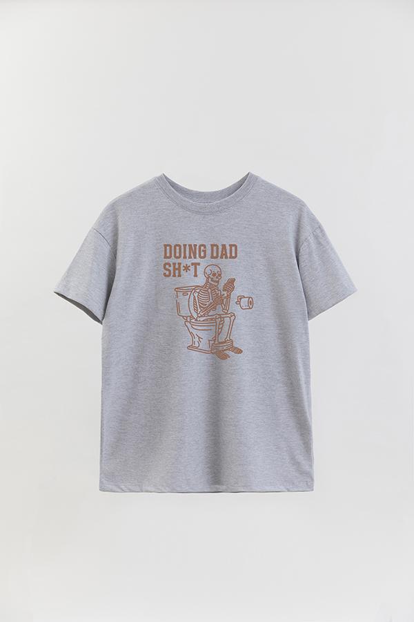 REMERA OVER ESTAMPADA DDP BATHROOM