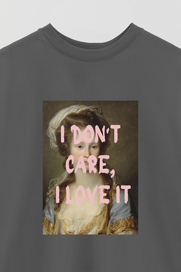 REMERA OVER ESTAMPADA ART COLLECTION 35 I DON'T CARE