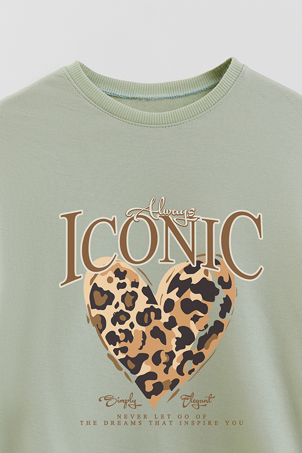 BUZO CREWNECK RUSTICO GIRL ICONIC PRINT ICONIC