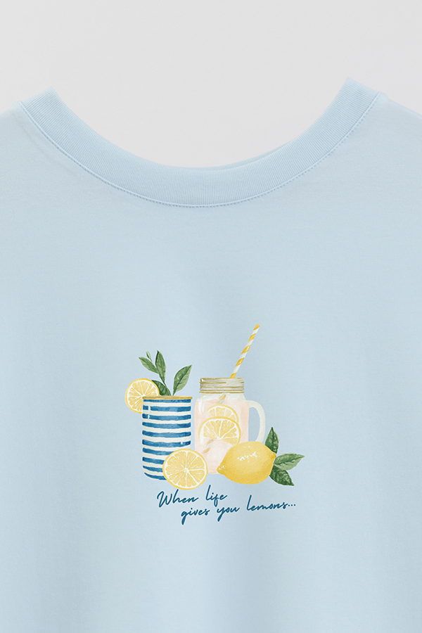 REMERA CROP ESTAMPADA COASTAL WHEN LIFE GIVES