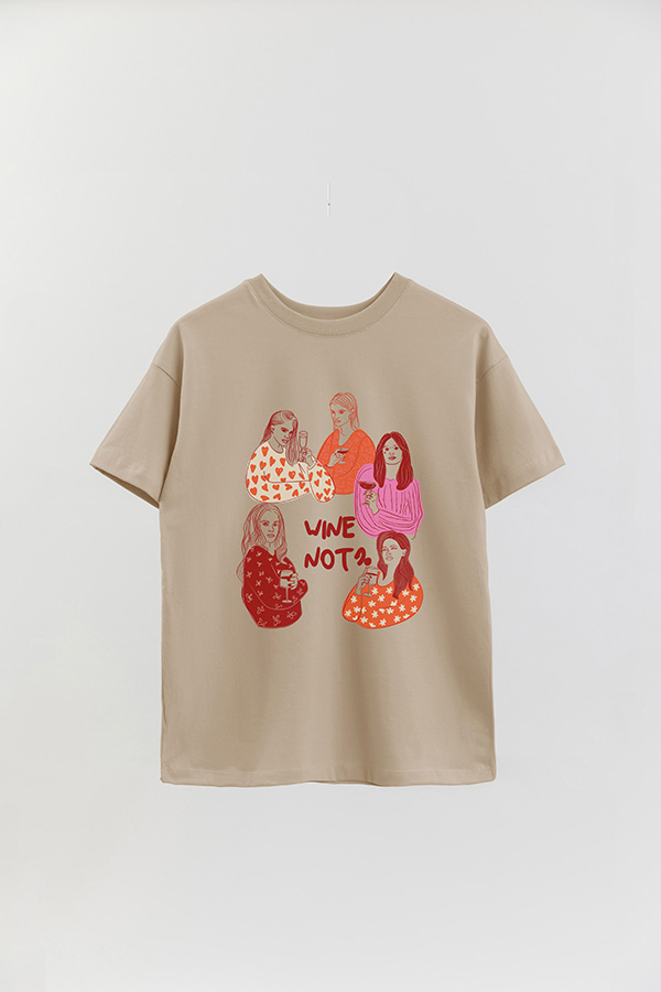 REMERA OVER ESTAMPADA WINE NOT