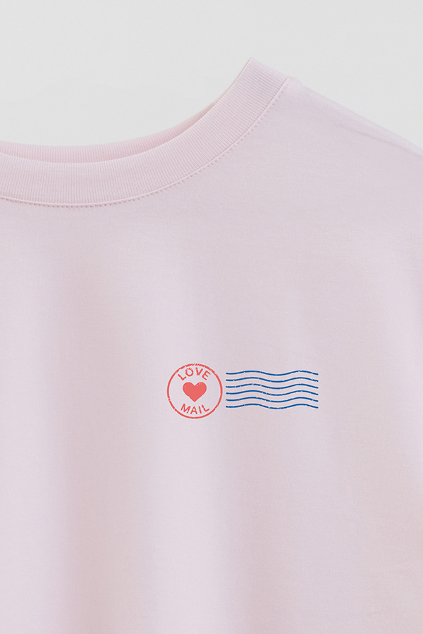 REMERA CROP ESTAMPADA VALENTINE STAMP 3