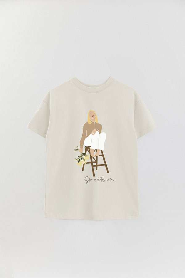 REMERA OVER ESTAMPADA SHE RADIATES CALM