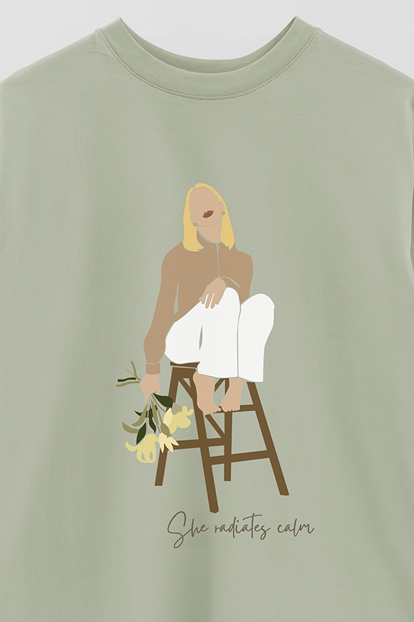 REMERA OVER ESTAMPADA SHE RADIATES CALM