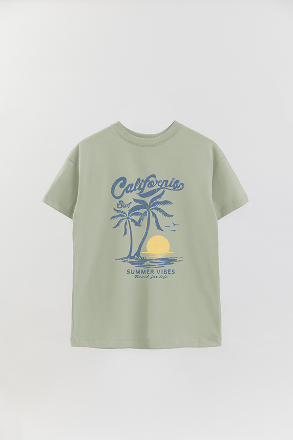 REMERA OVER ESTAMPADA CALIFORNIA SURF SUMMER