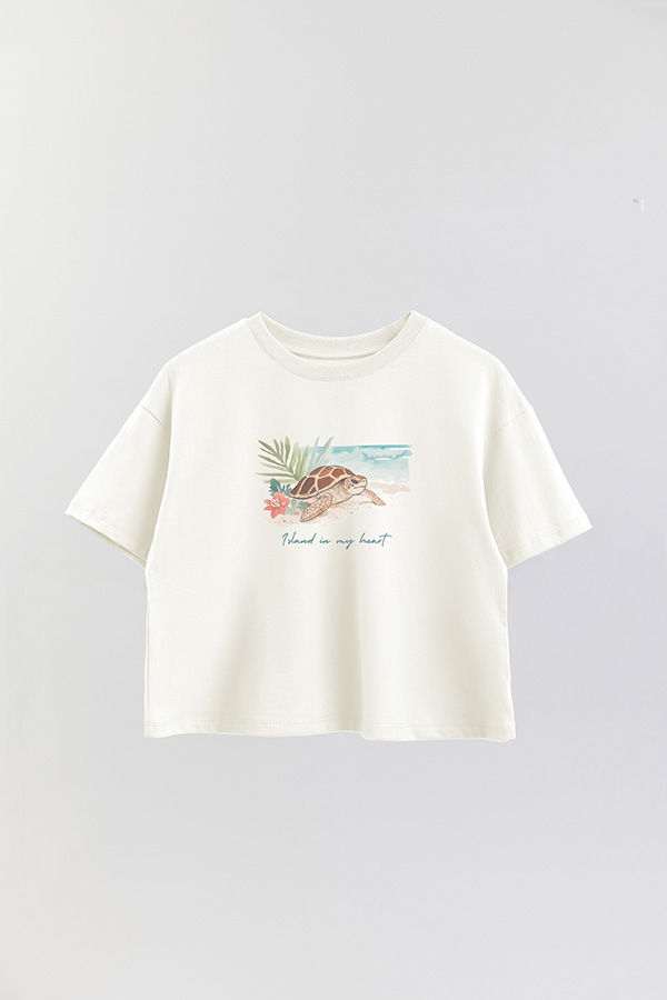 REMERA CROP ESTAMPADA COASTAL ISLAND IN MY HEART