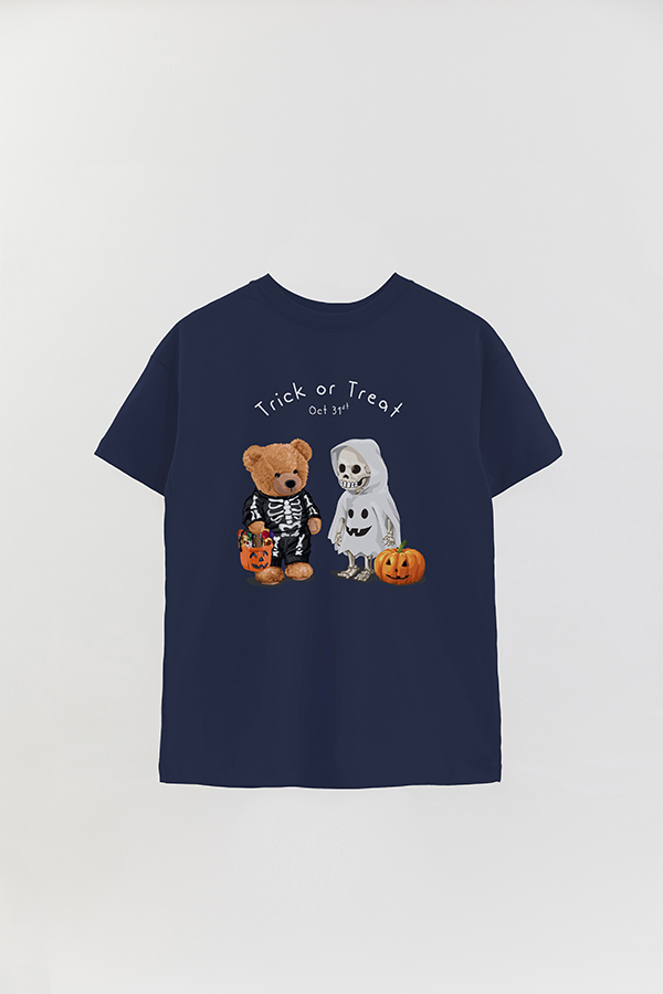 REMERA OVER ESTAMPADA UNISEX TEDDY TRICK OR TREAT