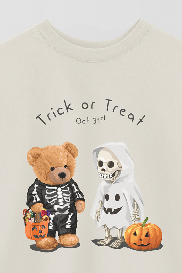 REMERA OVER ESTAMPADA UNISEX TEDDY TRICK OR TREAT